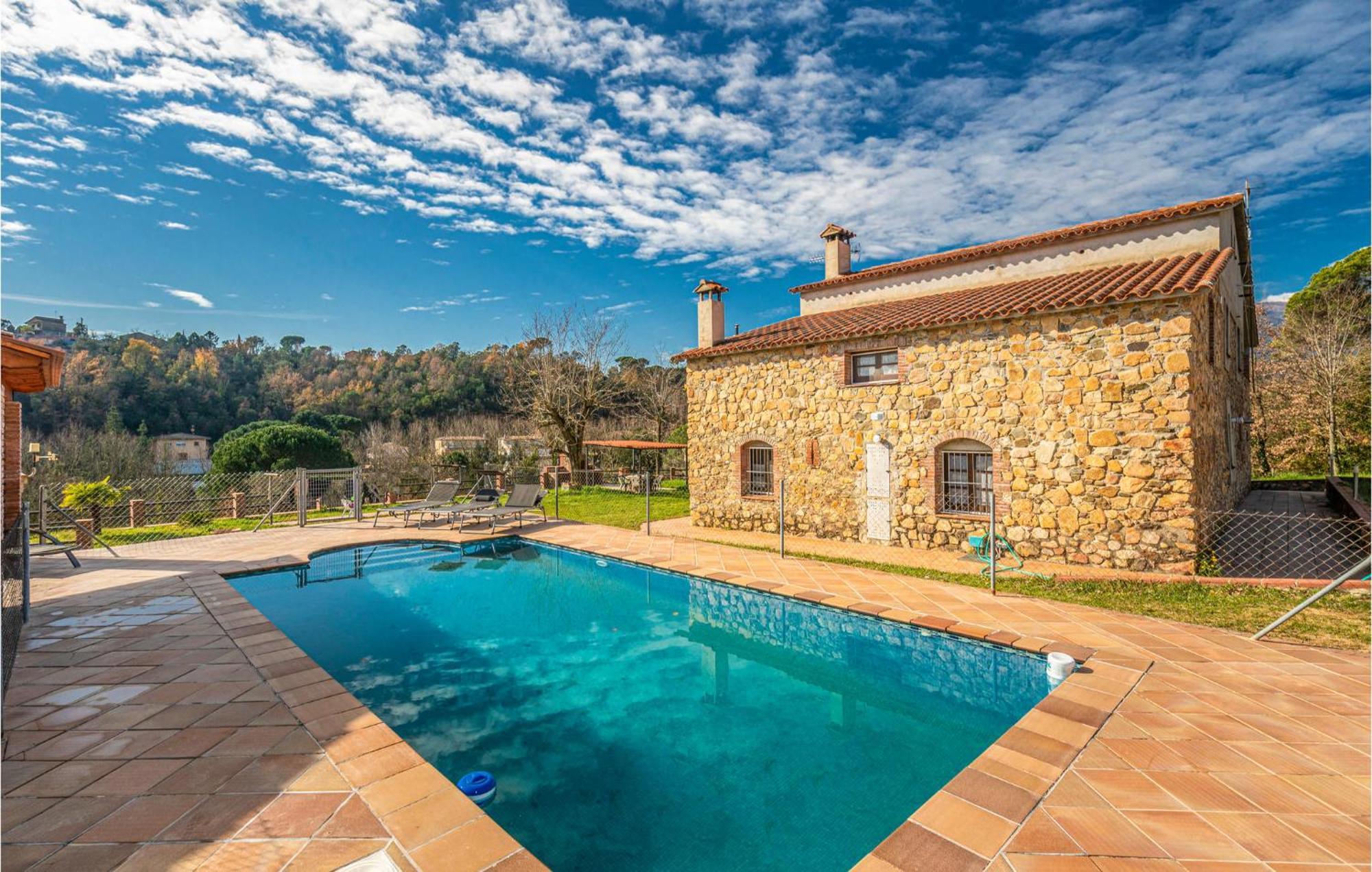 Awesome Home In Riells I Viabrea With Wifi Breda Buitenkant foto